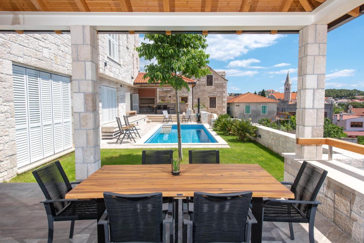 New Luxurious Villa Tinka - Сумартин Экстерьер фото